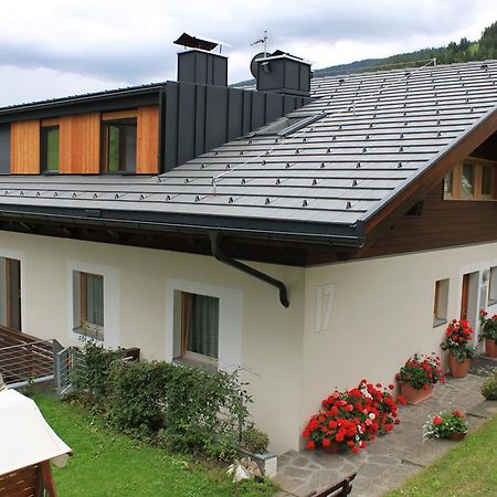 Haus Tasser Сан Лоренцо ди Себато Екстериор снимка