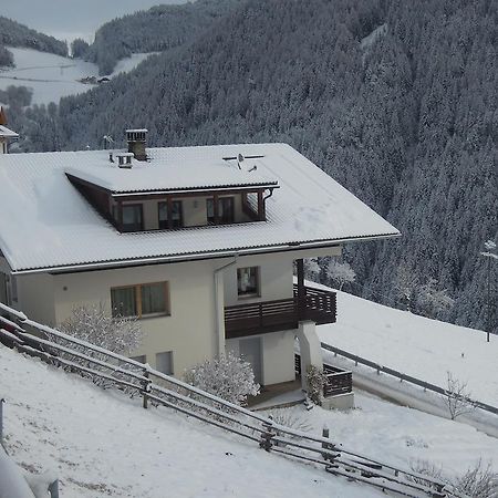 Haus Tasser Сан Лоренцо ди Себато Екстериор снимка